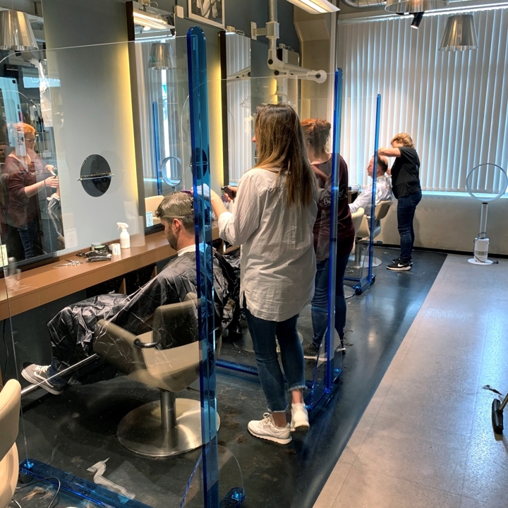 Mobil skjerm Klar 101x180cm -Plexi stativ